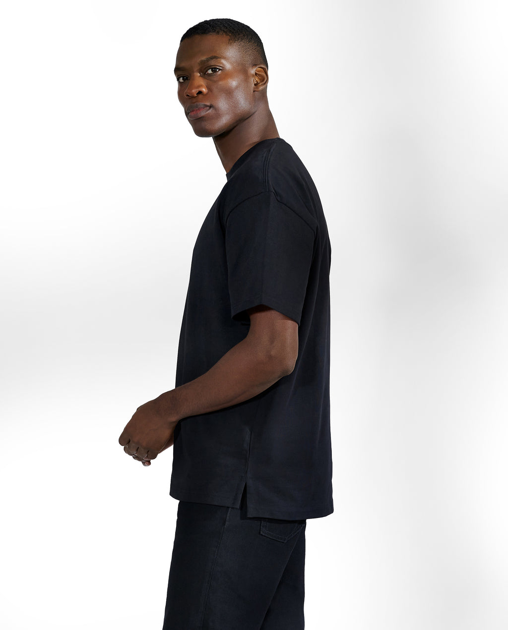 Camiseta negra manga corta de algodón orgánico 300g