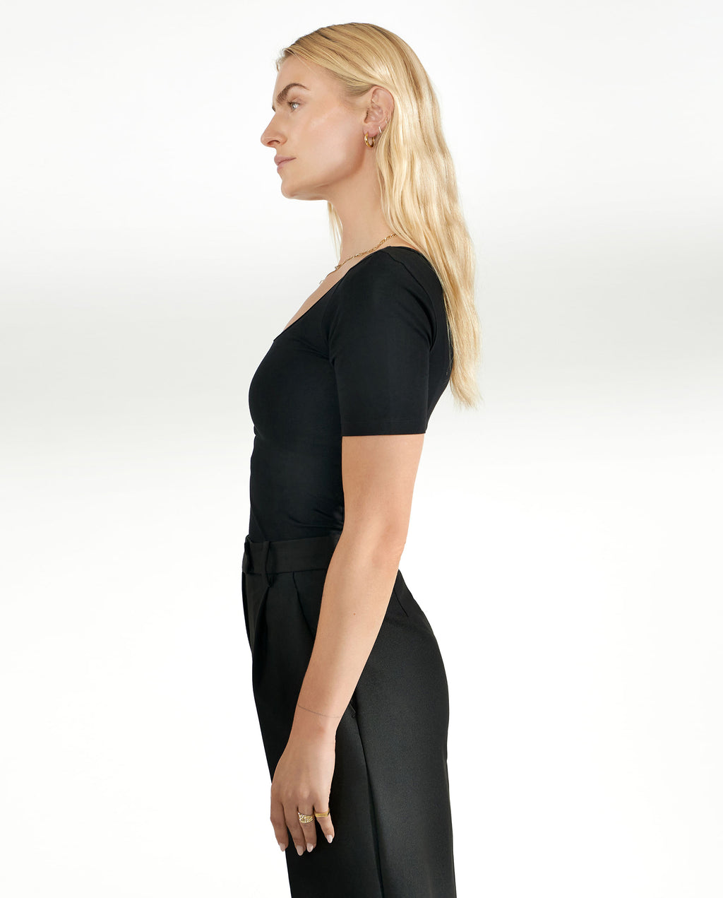 T-SHIRT SCOOP NECK BLACK by Bread&Boxers