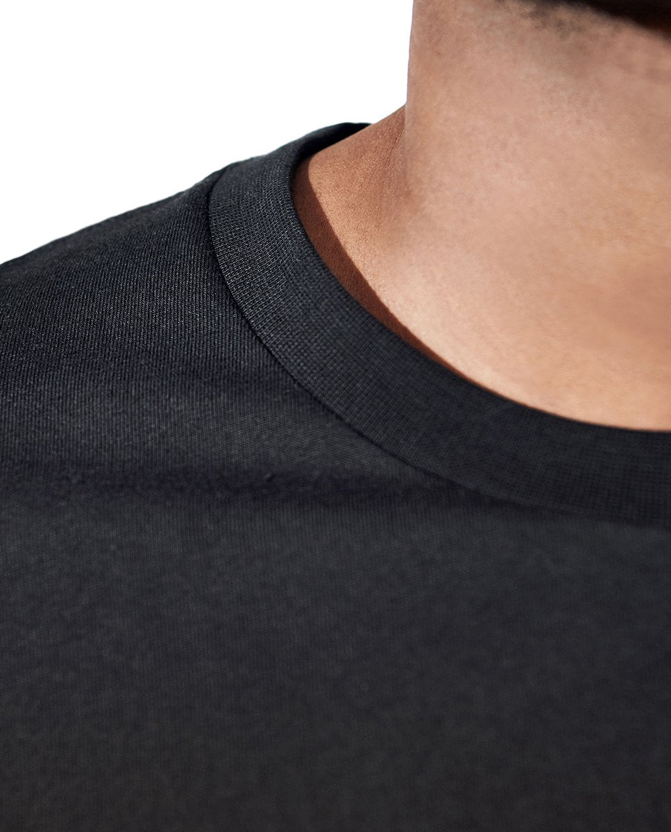 Camiseta cuello caja algodón orgánico negra