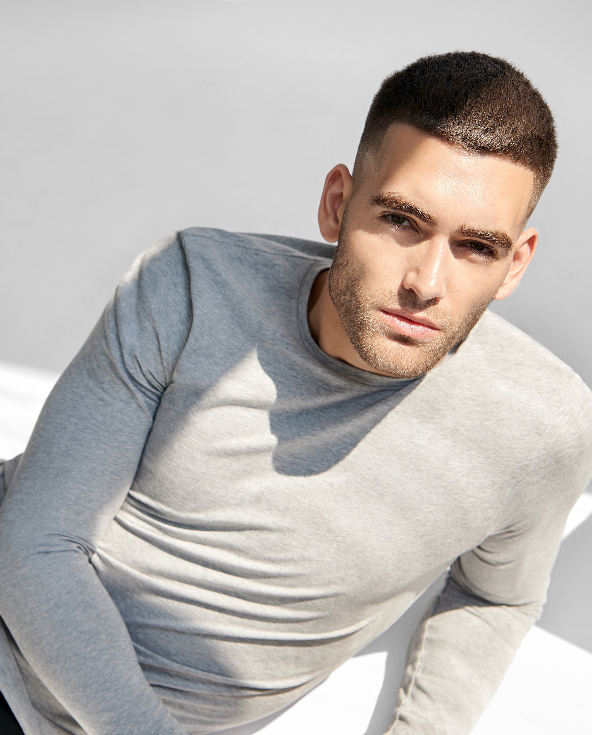 Camiseta cuello caja manga larga algodón orgánico gris melange