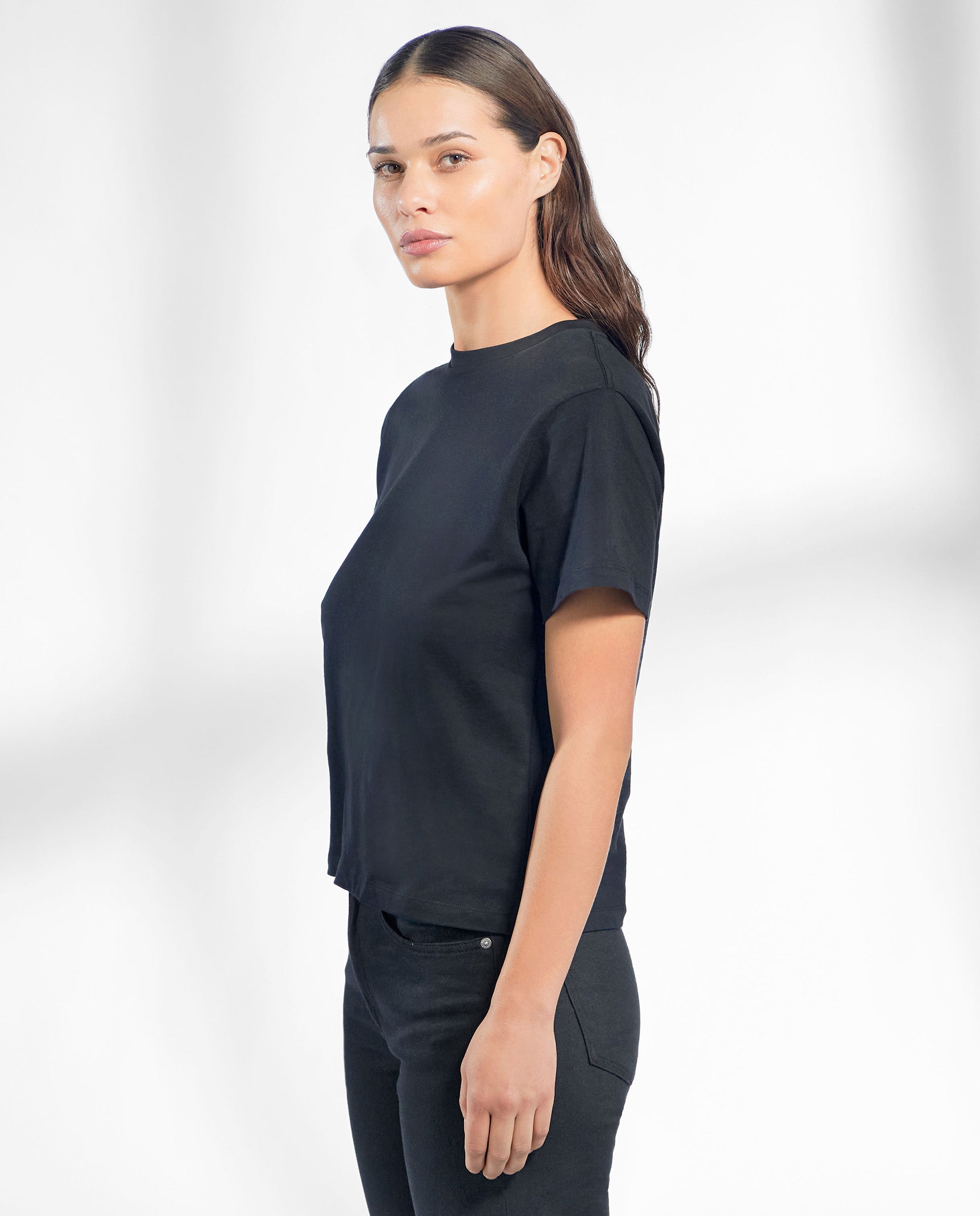 CREW-NECK REGULAR BLACK by Bread&Boxers