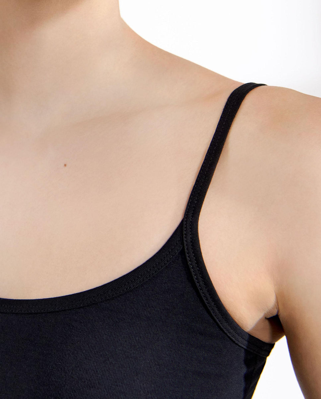 Top de tirantes elástico negro by Bread&Boxers