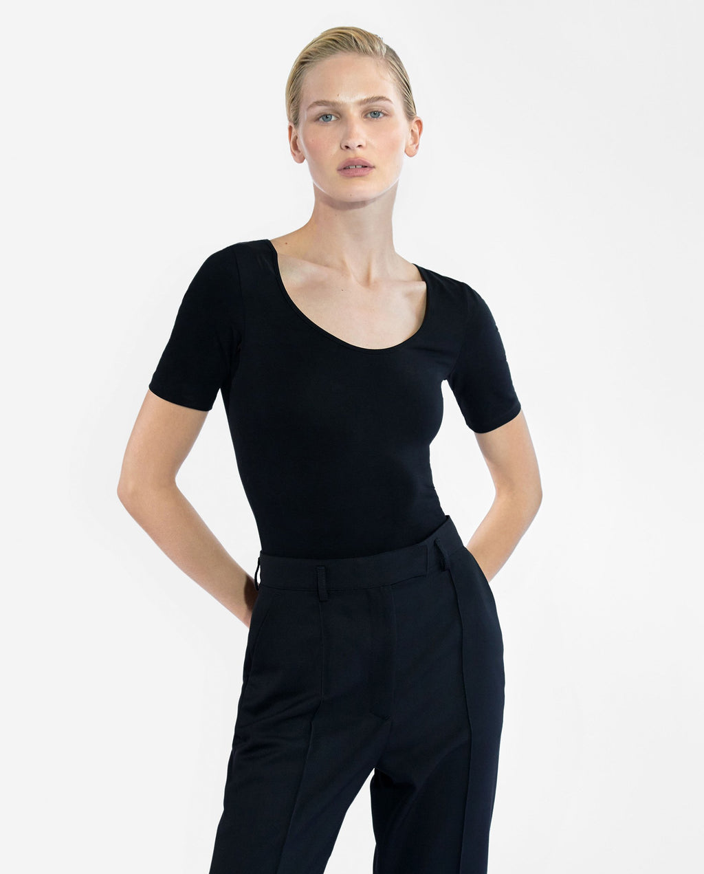 Body algodón orgánico con mangas ajustadas negro